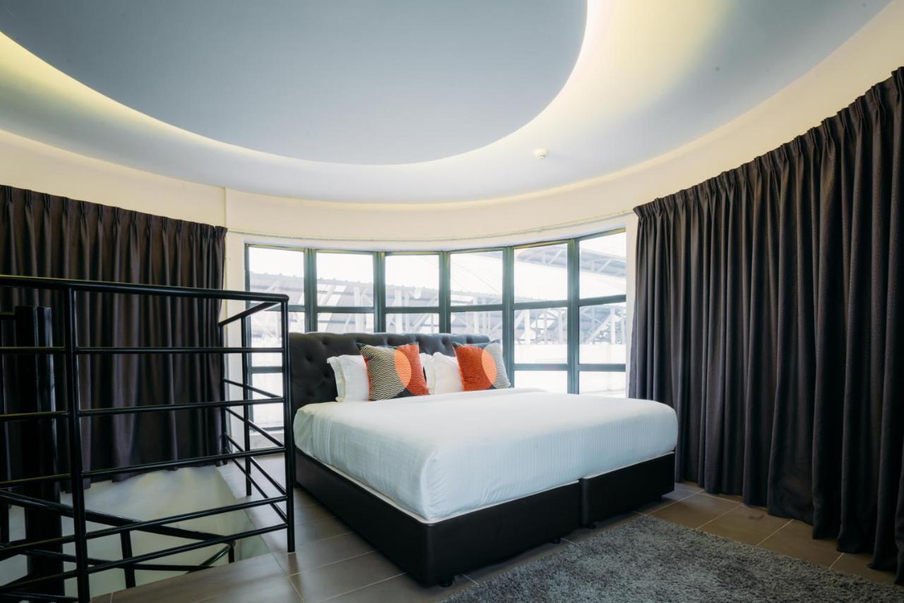 B Lot Hotel Куала-Лумпур Экстерьер фото